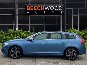 Used Volvo V60 2014 for sale - 77301894: Photo