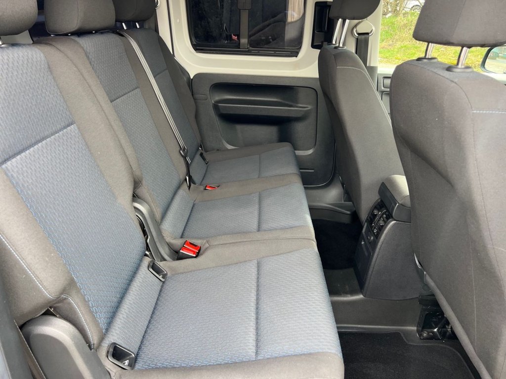 Used Volkswagen Caddy Maxi Life 2017 for sale - 76751169: Photo 12