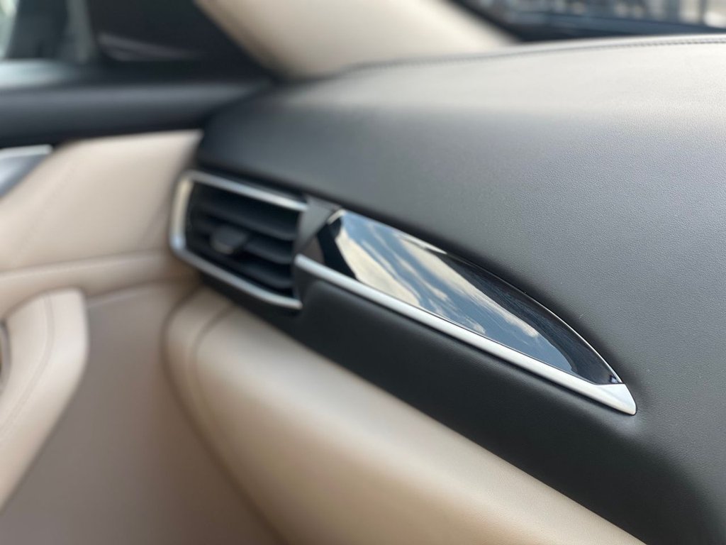 Used Maserati Levante 2018 for sale - 76481481: Photo 31