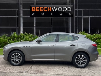 Used Maserati Levante 2018 for sale - 76481481: Photo