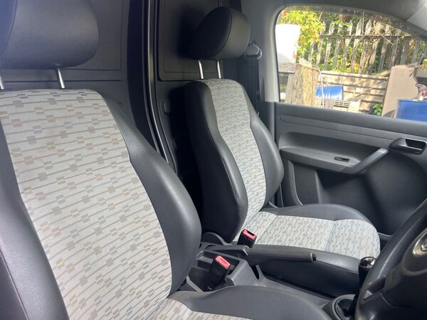 Used Volkswagen Caddy Maxi 2012 for sale - 71816270: Photo 10