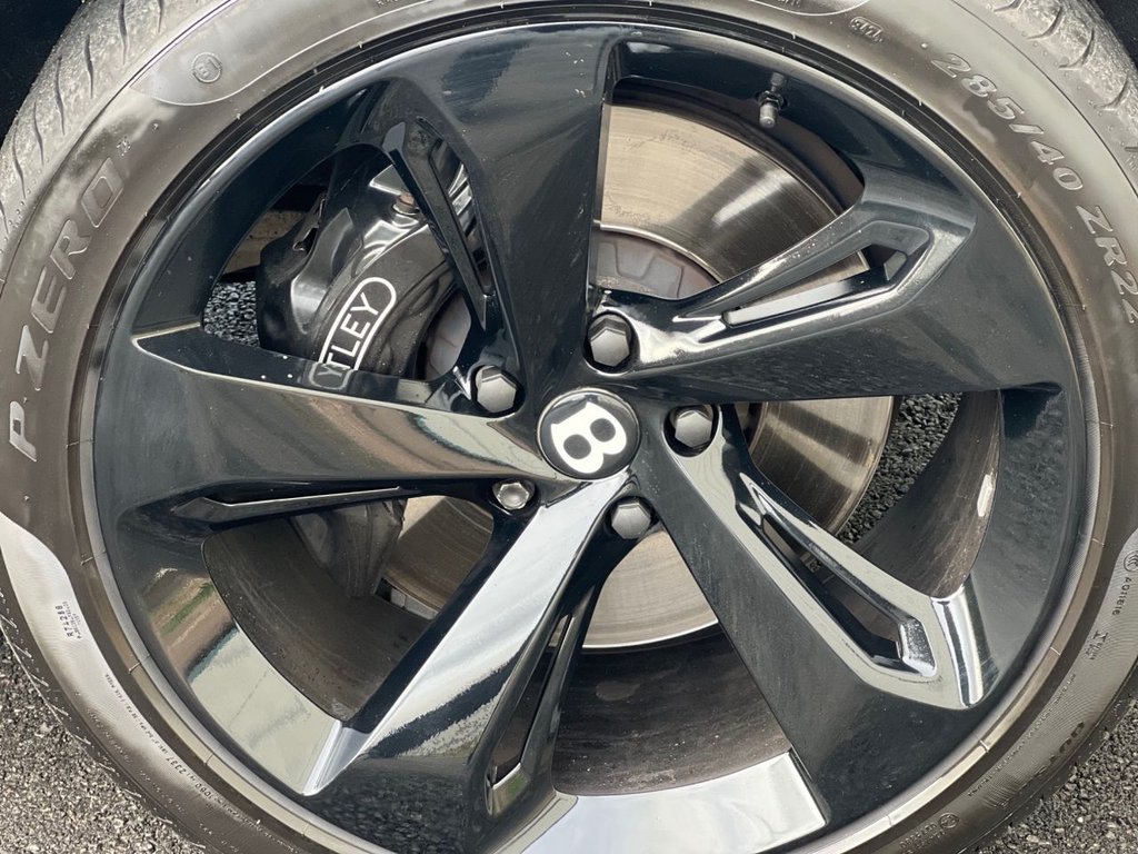 Used Bentley Bentayga 2018 for sale - 76570041: Photo 13