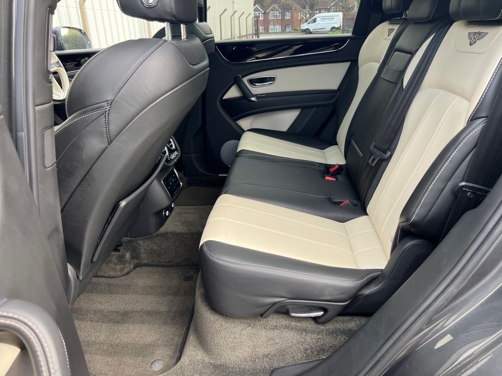 Used Bentley Bentayga 2018 for sale - 76570041: Photo 25