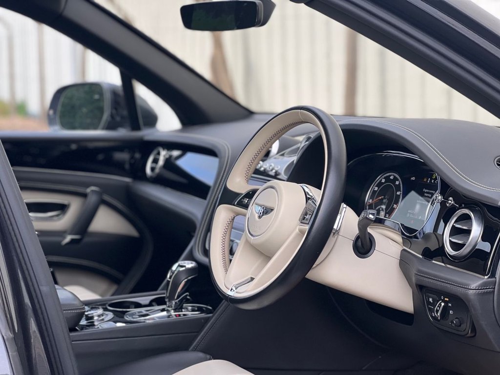 Used Bentley Bentayga 2018 for sale - 76570041: Photo 36