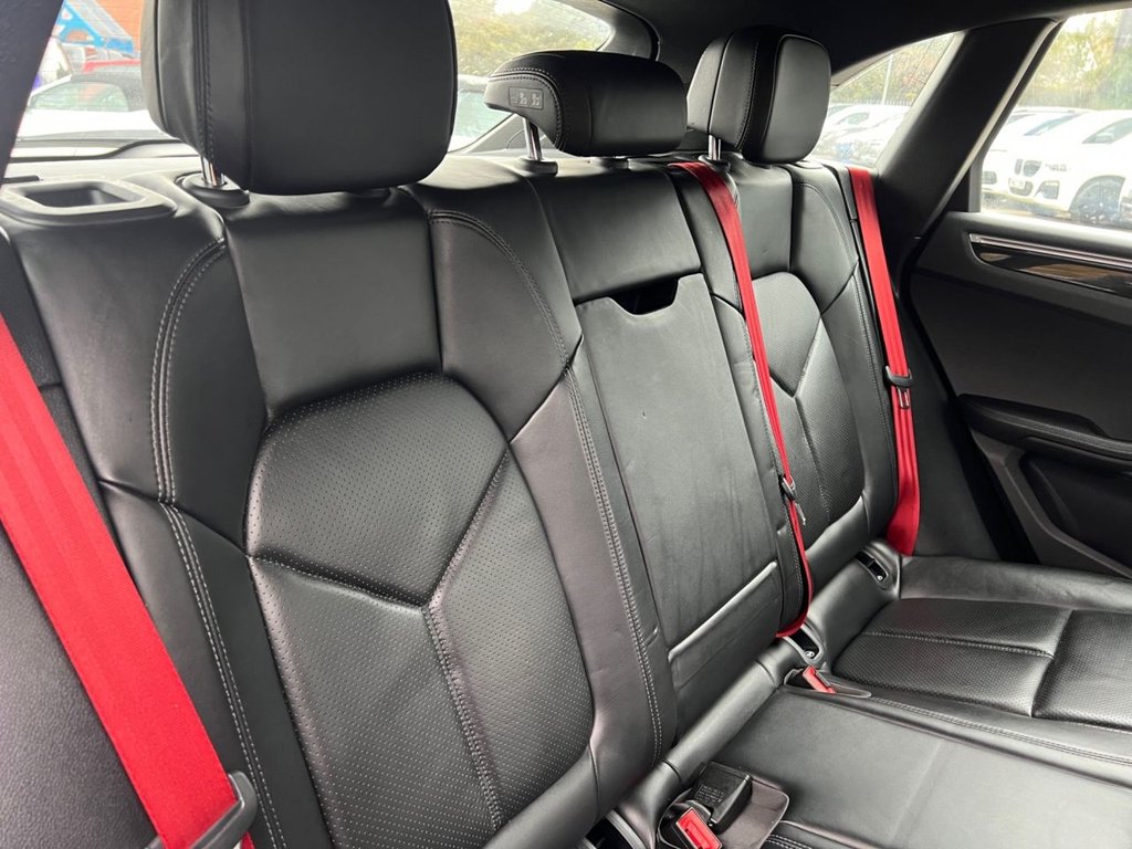 Used Porsche Macan 2018 for sale - 76185389: Photo 10