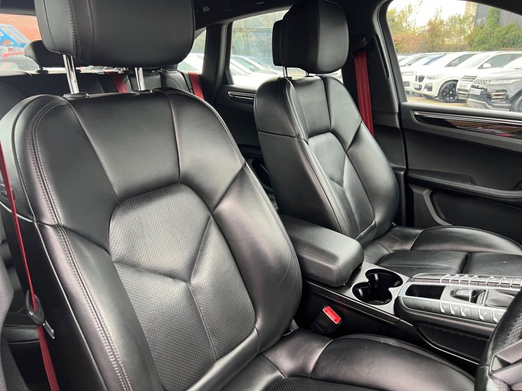 Used Porsche Macan 2018 for sale - 76185389: Photo 18