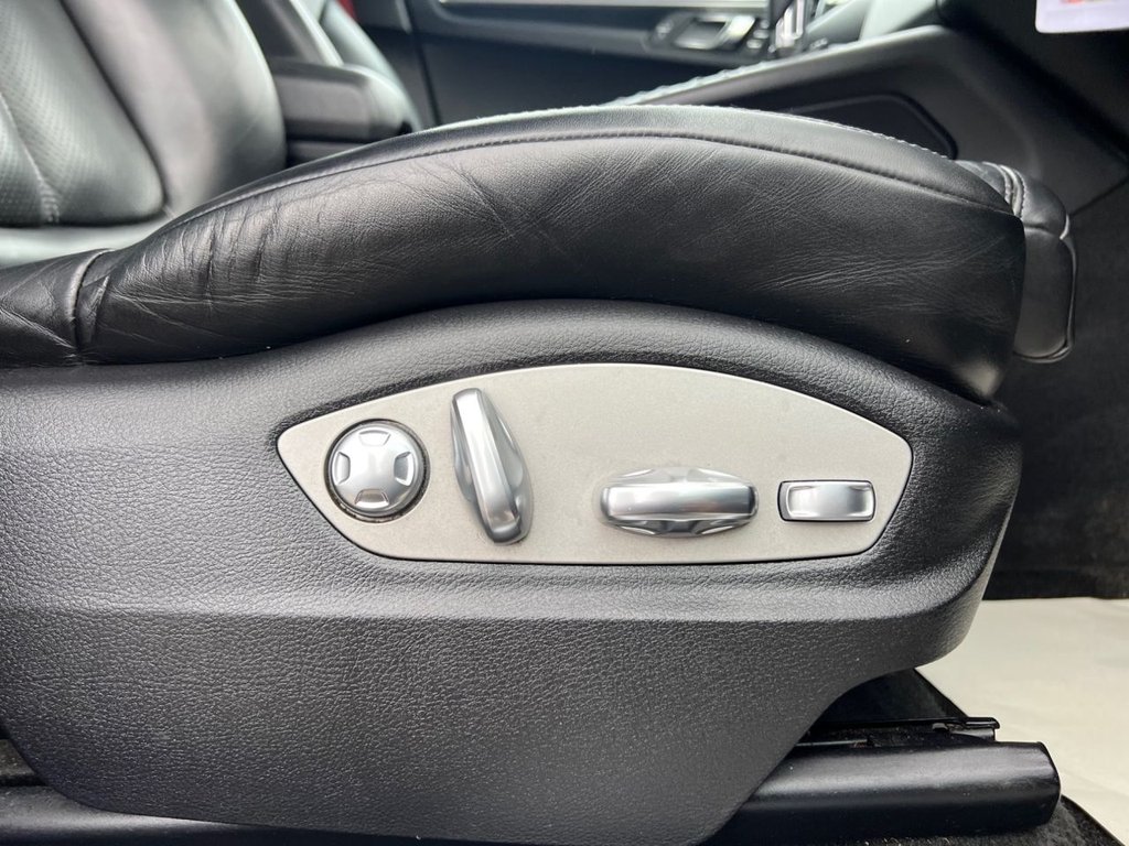 Used Porsche Macan 2018 for sale - 76185389: Photo 19