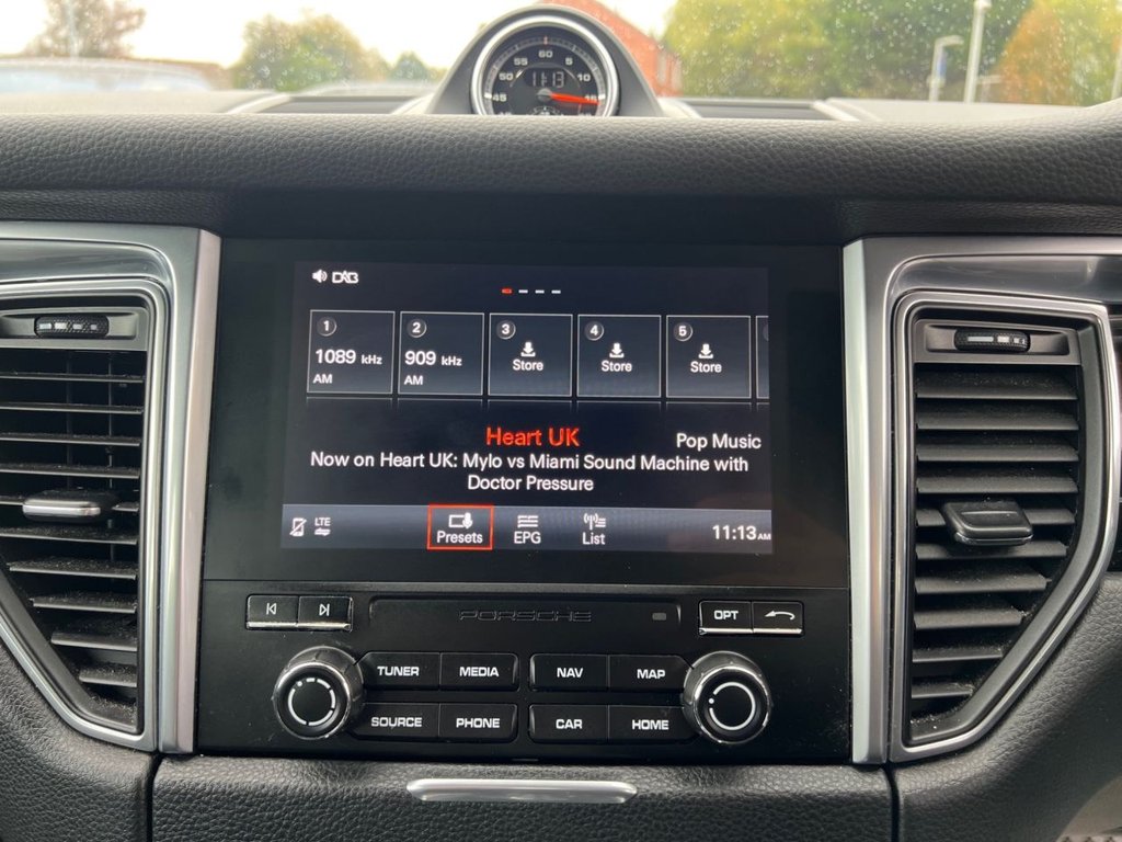 Used Porsche Macan 2018 for sale - 76185389: Photo 33