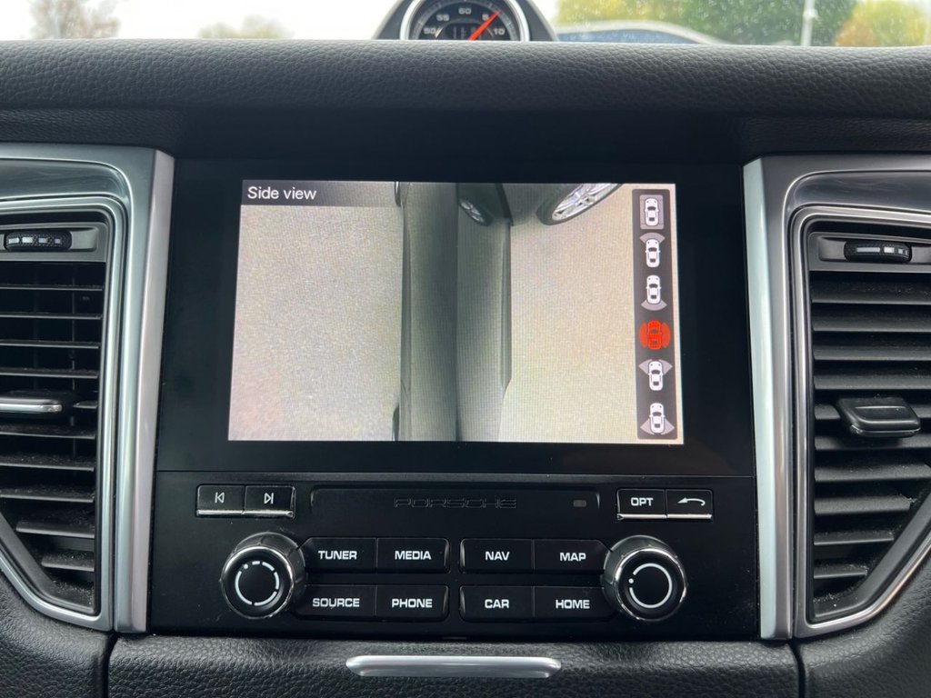 Used Porsche Macan 2018 for sale - 76185389: Photo 40