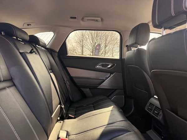 Used Land Rover Range Rover Velar 2018 for sale - 73147905: Photo 32