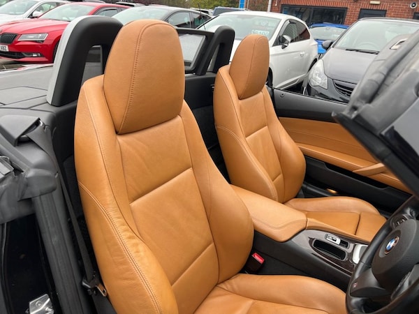 Used BMW Z4 2012 for sale - 76304230: Photo 10