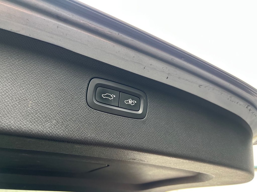 Used Volvo XC90 2018 for sale - 78044704: Photo 11