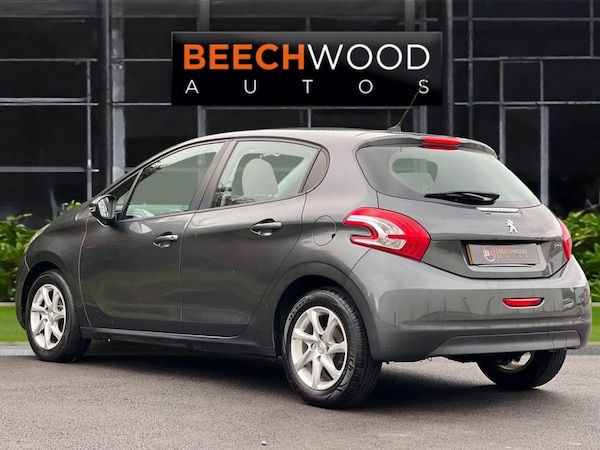 Used Peugeot 208 2014 for sale - 76256631: Photo 10