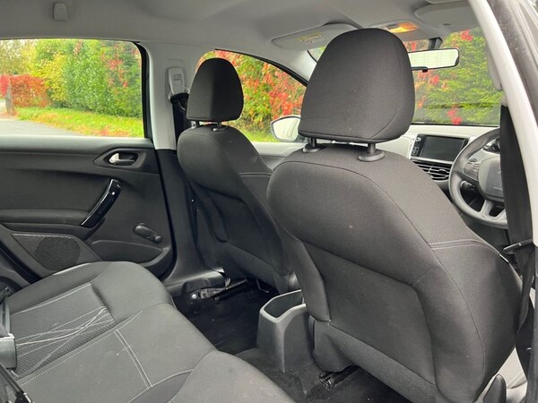 Used Peugeot 208 2014 for sale - 76256631: Photo 13