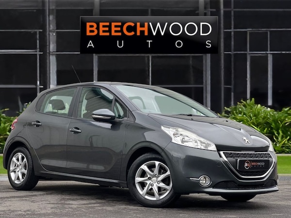 Used Peugeot 208 2014 for sale - 76256631: Photo 1