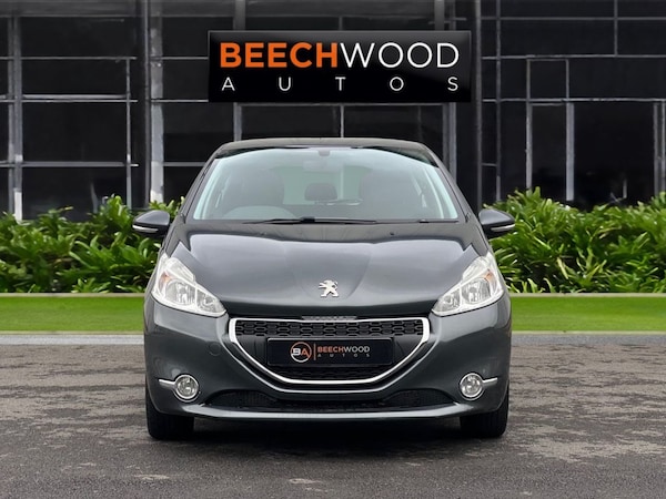 Used Peugeot 208 2014 for sale - 76256631: Photo 3