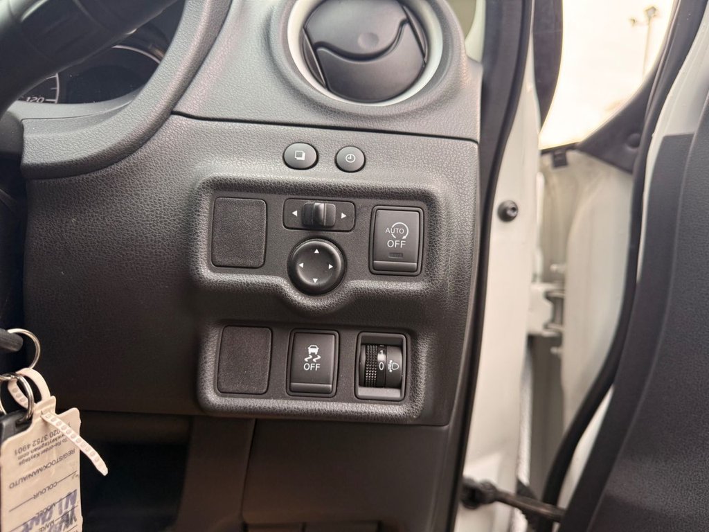 Used Nissan Note 2017 for sale - 76590972: Photo 24