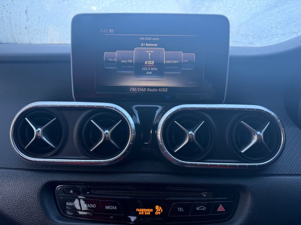 Used Mercedes-Benz X Class 2019 for sale - 78030531: Photo 8