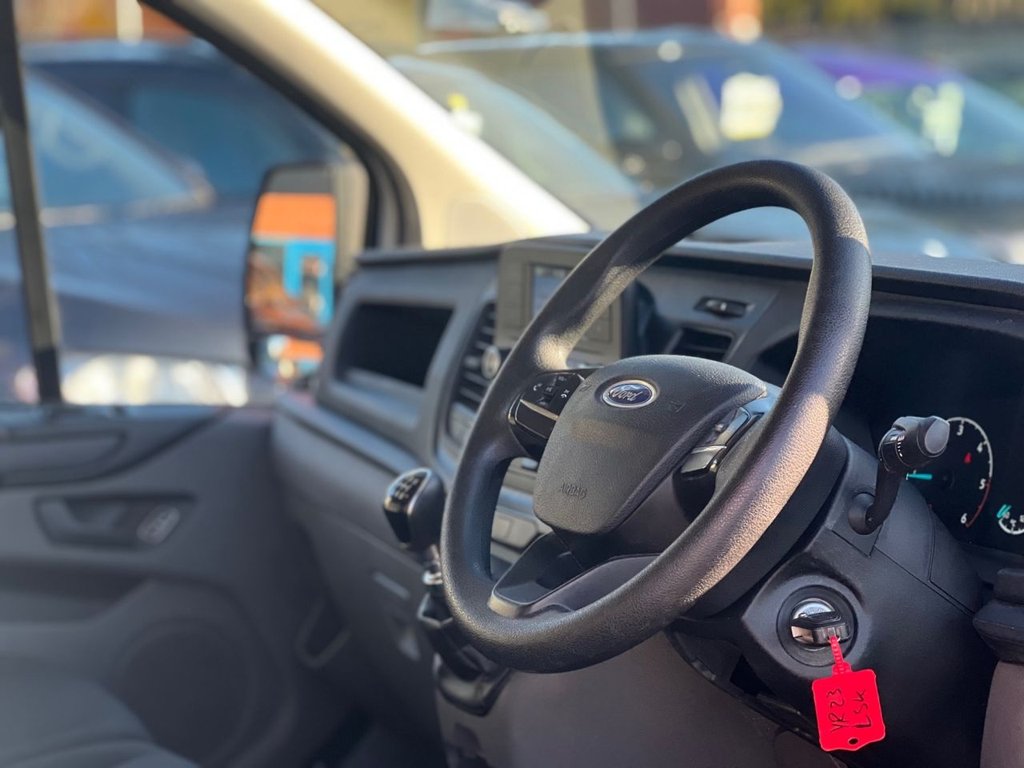 Used Ford Transit Custom 2023 for sale - 76758681: Photo 4