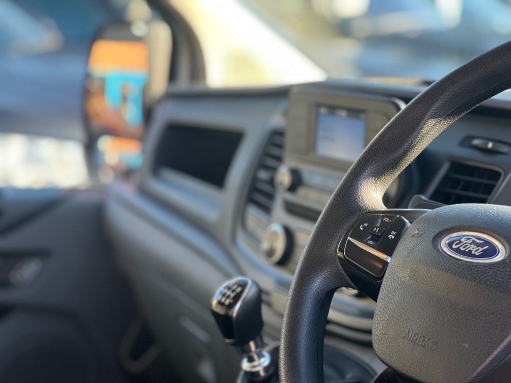 Used Ford Transit Custom 2023 for sale - 76758681: Photo 5