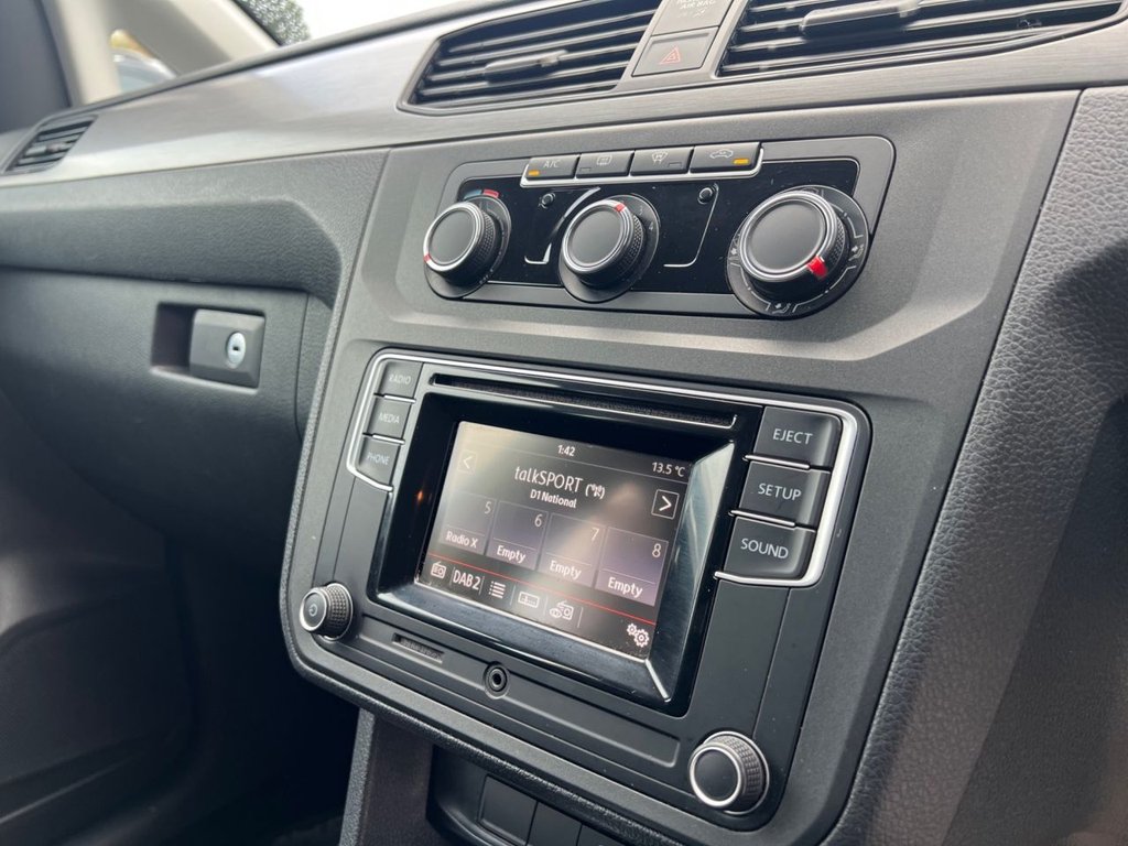 Used Volkswagen Caddy Maxi Life 2018 for sale - 76323285: Photo 22