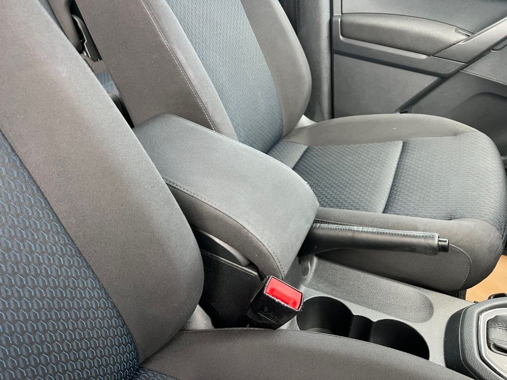 Used Volkswagen Caddy Maxi Life 2018 for sale - 76323285: Photo 24