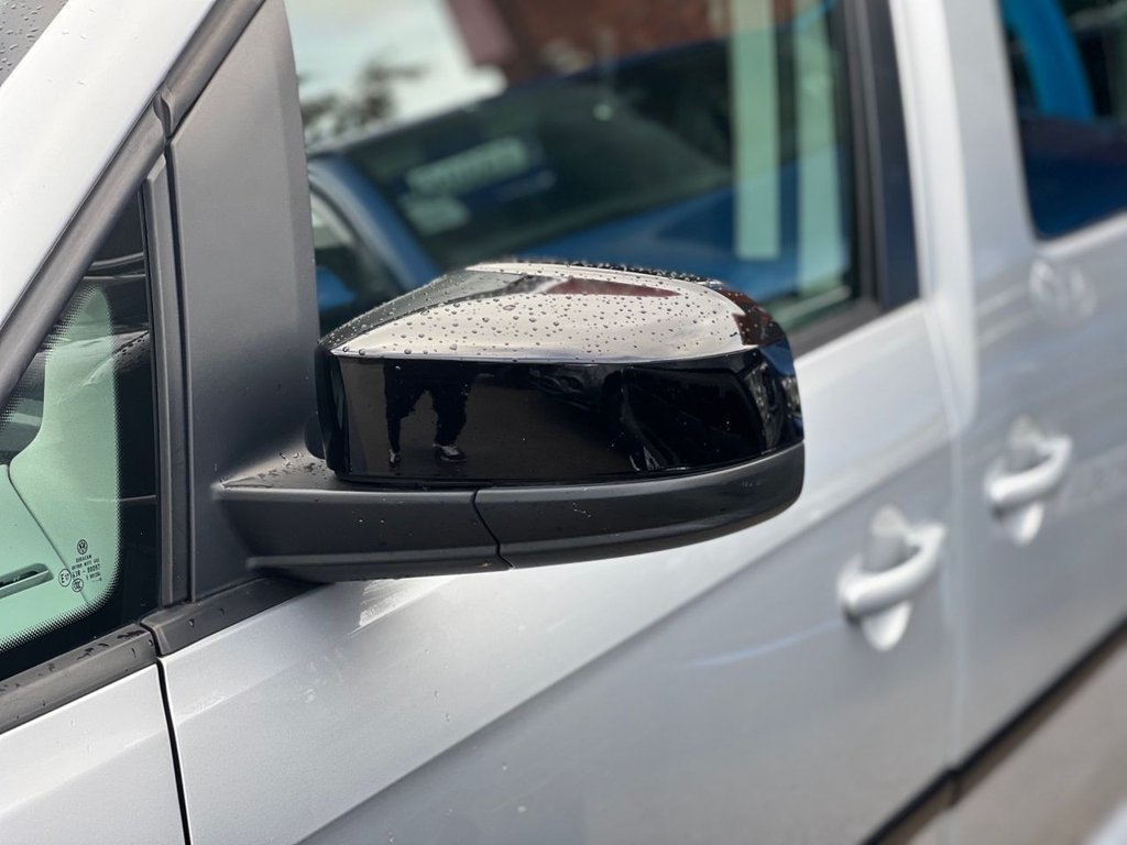 Used Volkswagen Caddy Maxi Life 2018 for sale - 76323285: Photo 30