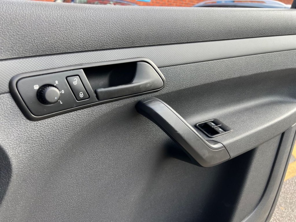 Used Volkswagen Caddy Maxi 2013 for sale - 76291163: Photo 15