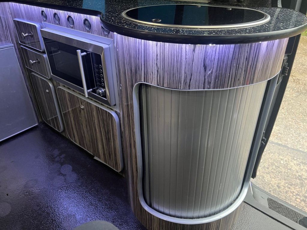 Used Volkswagen Transporter 2015 for sale - 77463777: Photo 19