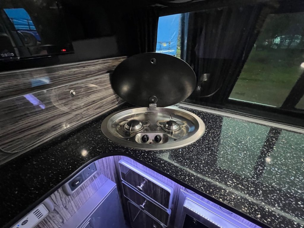 Used Volkswagen Transporter 2015 for sale - 77463777: Photo 29