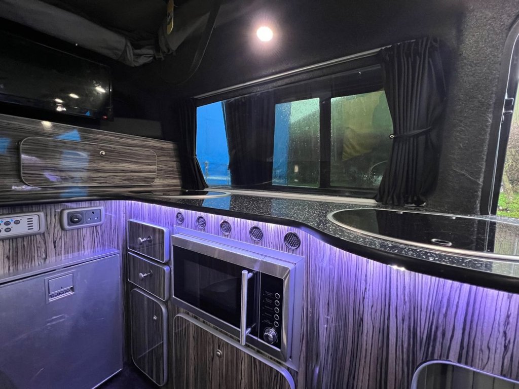 Used Volkswagen Transporter 2015 for sale - 77463777: Photo 32