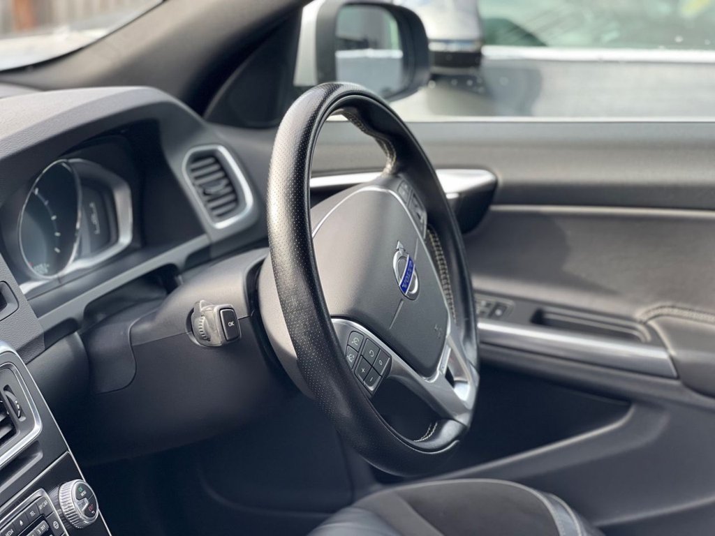 Used Volvo V60 2014 for sale - 76119079: Photo 37