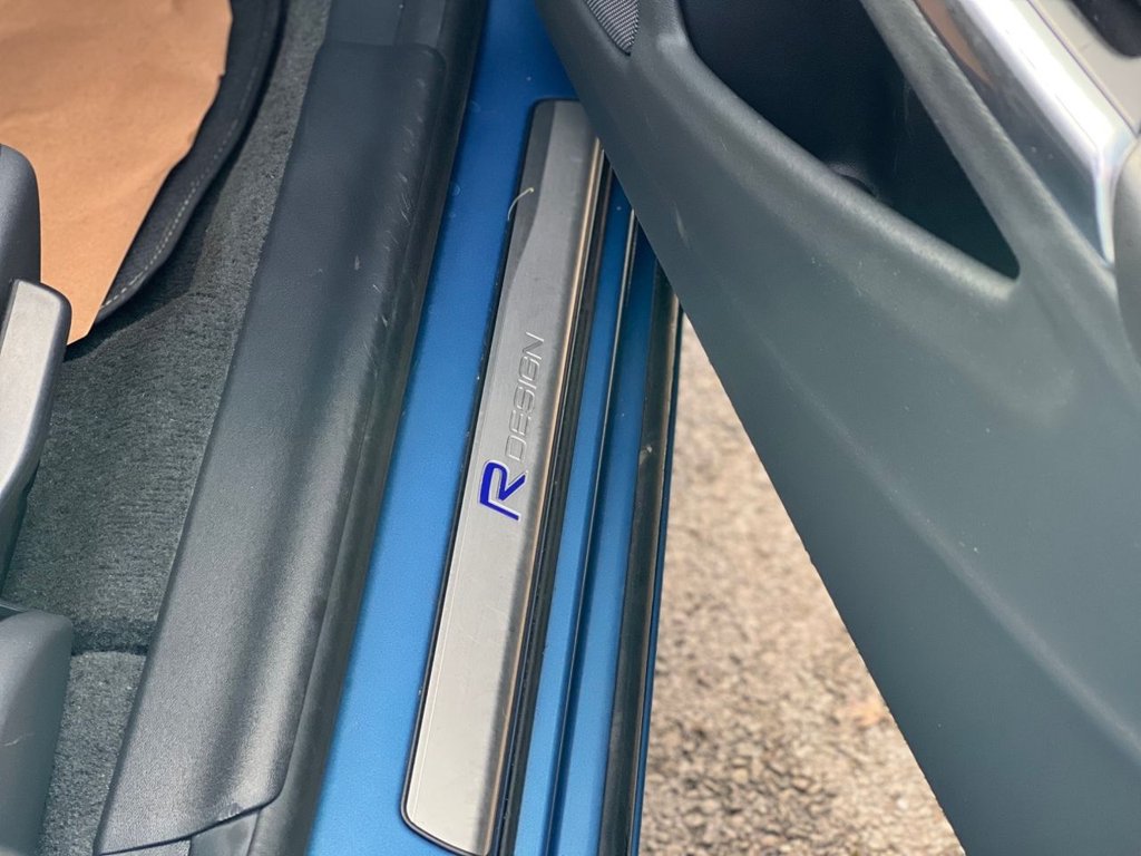 Used Volvo V60 2014 for sale - 76119079: Photo 45