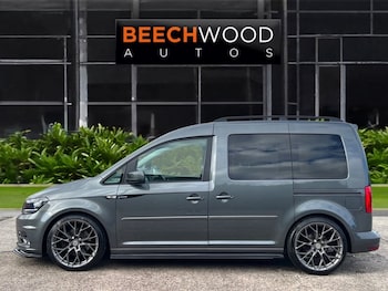 Used Volkswagen Caddy Maxi Life 2017 for sale - 76210197: Photo