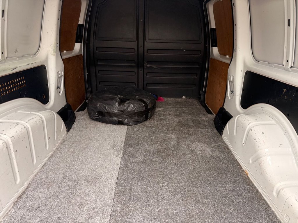 Used Volkswagen Caddy Maxi 2017 for sale - 77850075: Photo 14