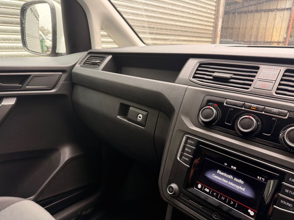 Used Volkswagen Caddy Maxi 2017 for sale - 77850075: Photo 21