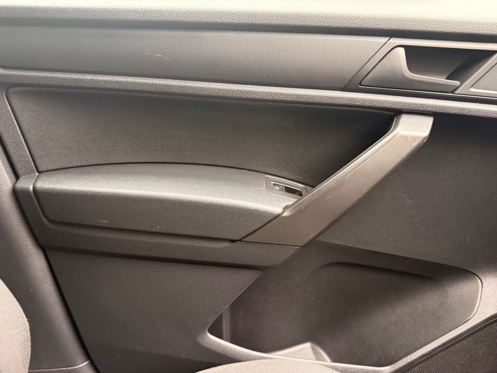 Used Volkswagen Caddy Maxi 2017 for sale - 77850075: Photo 23