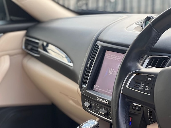 Used Maserati Levante 2018 for sale - 75092883: Photo 17