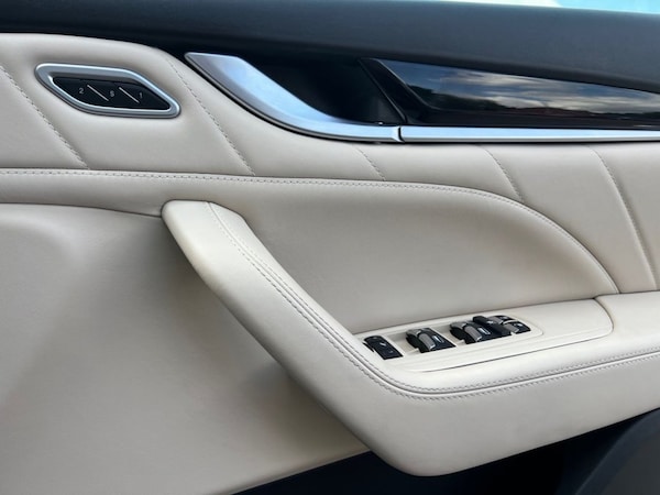 Used Maserati Levante 2018 for sale - 75092883: Photo 30