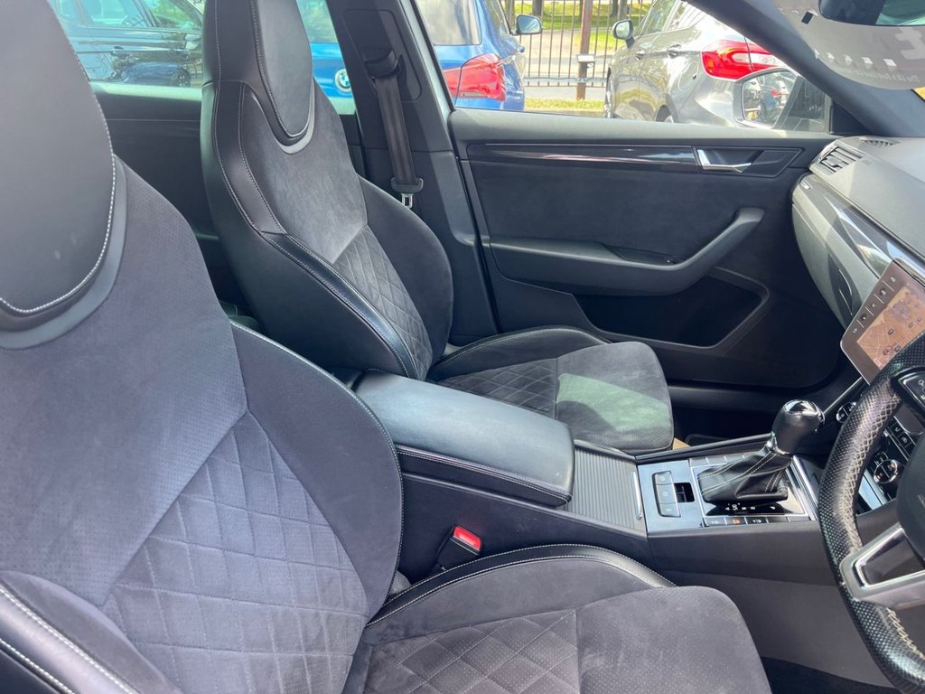 Used Skoda Superb 2017 for sale - 76105667: Photo 11