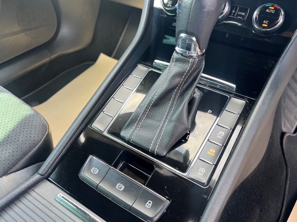 Used Skoda Superb 2017 for sale - 76105667: Photo 19