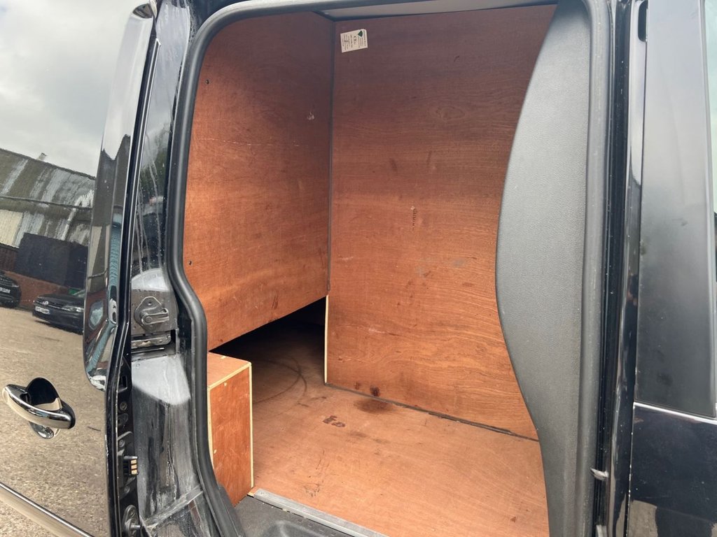 Used Volkswagen Caddy Maxi 2019 for sale - 77275643: Photo 30