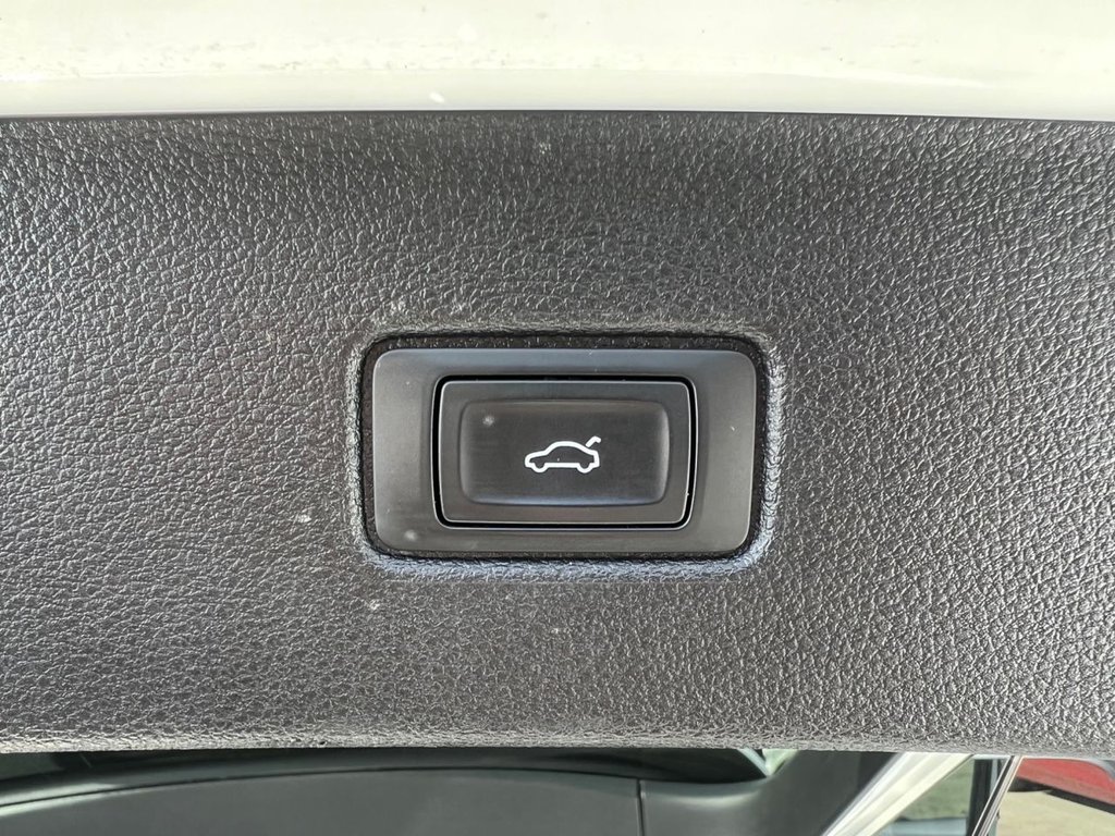 Used Audi Q7 2018 for sale - 76973323: Photo 31