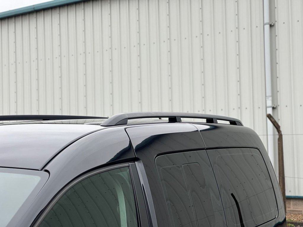 Used Volkswagen Caddy Maxi Life 2019 for sale - 76406222: Photo 15