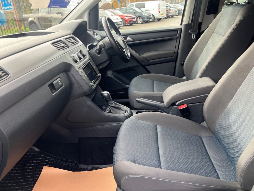 Used Volkswagen Caddy Maxi Life 2019 for sale - 76406222: Photo 38