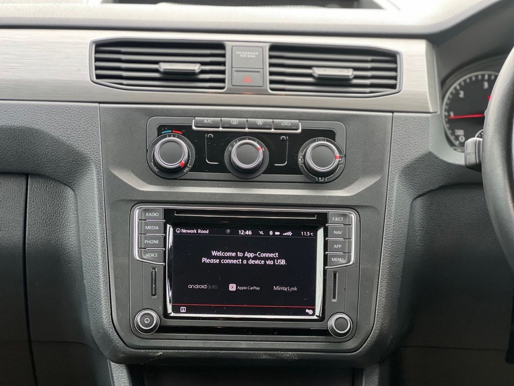 Used Volkswagen Caddy Maxi Life 2019 for sale - 76406222: Photo 40