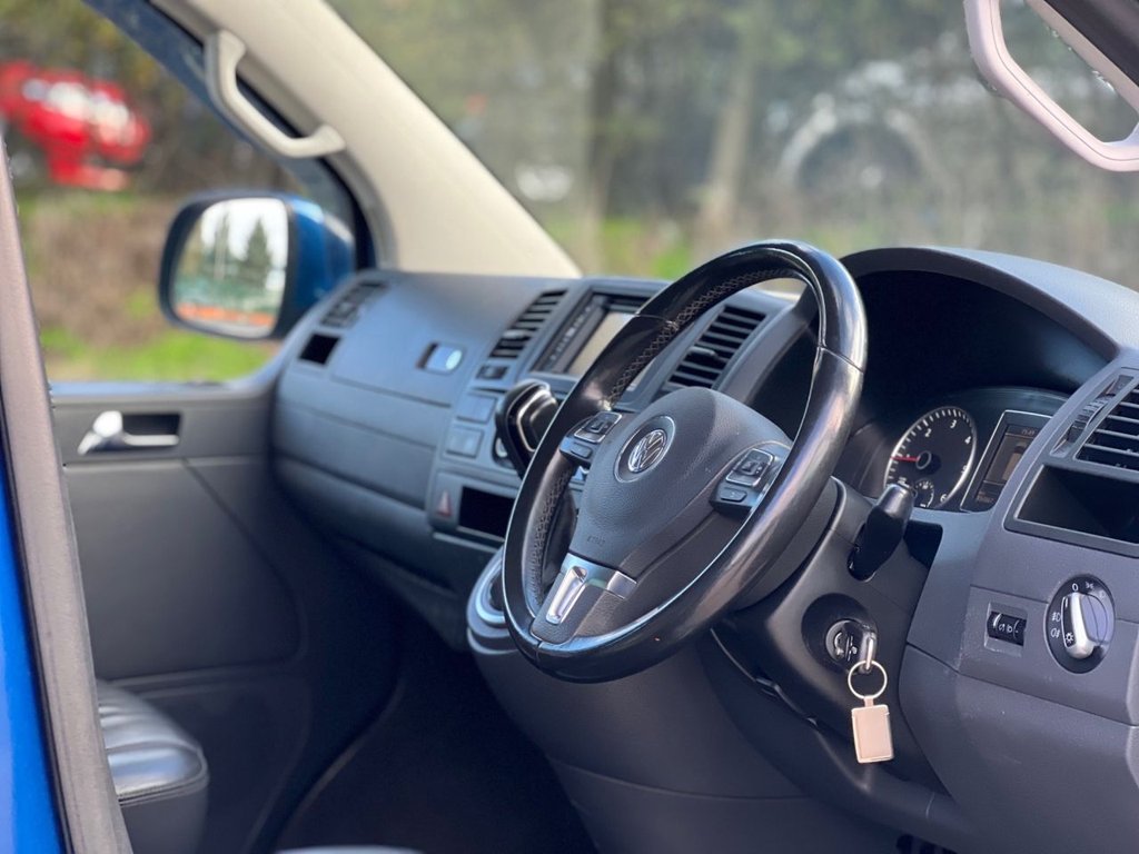 Used Volkswagen Caravelle 2011 for sale - 76210116: Photo 11