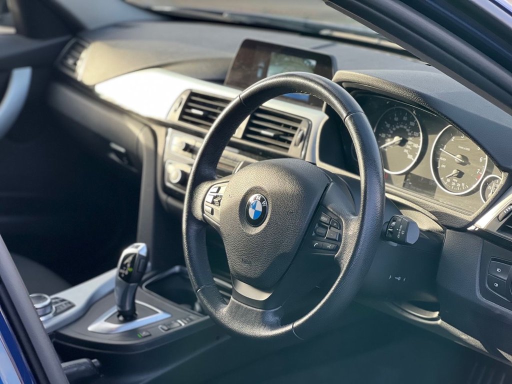 Used BMW 3 Series 2018 for sale - 77302044: Photo 11