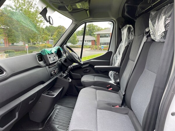 Used Nissan Interstar for sale - 68401503: Photo 15