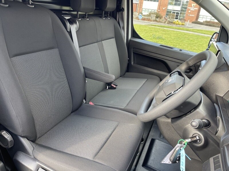 Used Citroen Dispatch 2025 for sale - 76542863: Photo 17